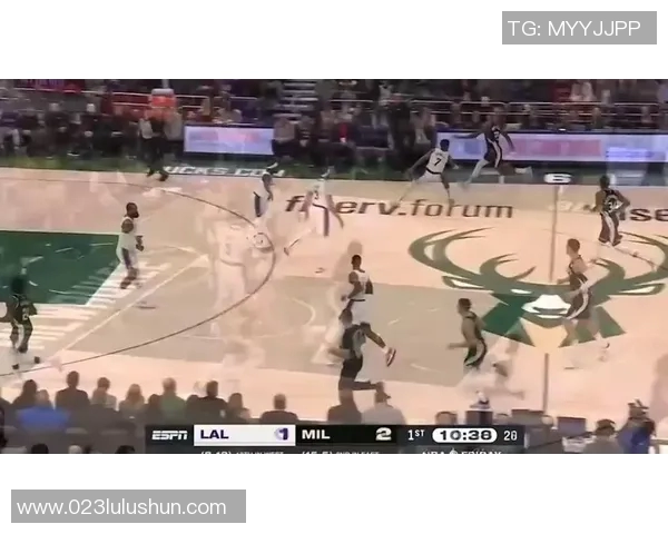 2020年NBA精彩对决雄鹿与湖人巅峰对决回顾与分析