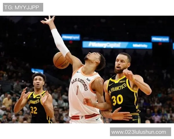 东契奇狂砍73分刷新现役最高纪录独行侠成功终结太阳11连胜辉煌