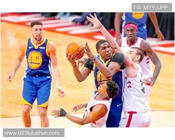 勇士与猛龙激战回顾精彩比赛录像全程回放与精彩瞬间分析